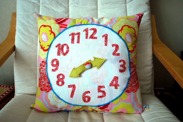 DIY Telling Time Clock pillow