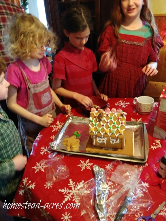 Decorating a Gingerbread House