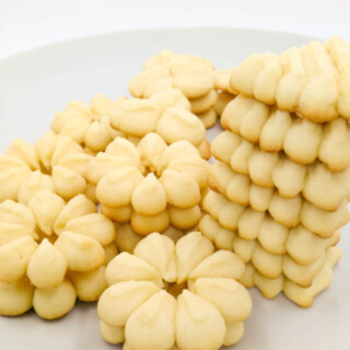 Christmas butter cookie recipes | www.homestead-acres.com