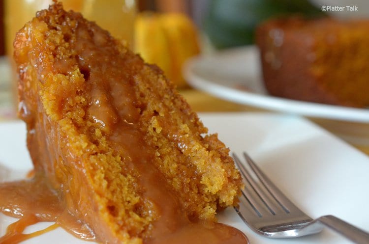 SLOW COOKER STICKY CARAMEL PUMPKIN CAKE