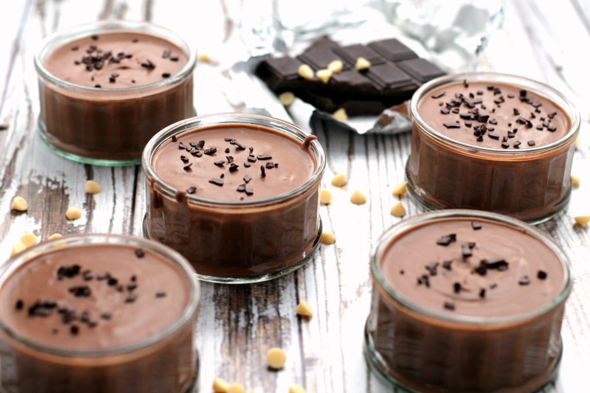 Baileys chocolate dessert in glass pots.