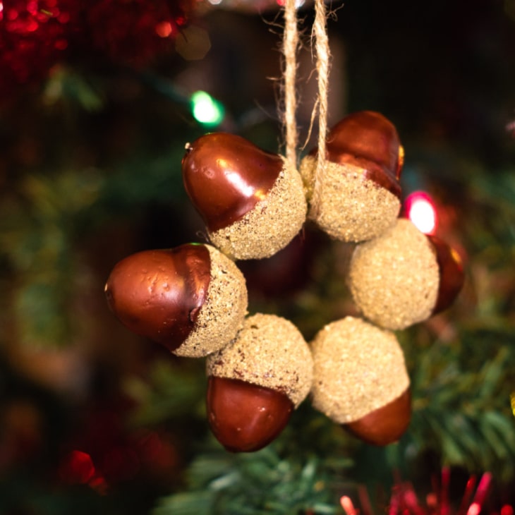 Easy Mini Acorn Wreath Ornament Craft