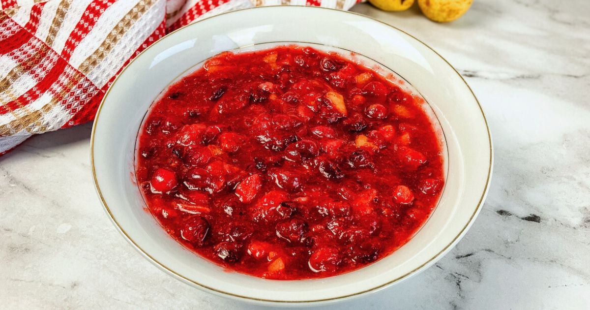 Easy Cranberry Pear Sauce Recipe - Homestead Acres