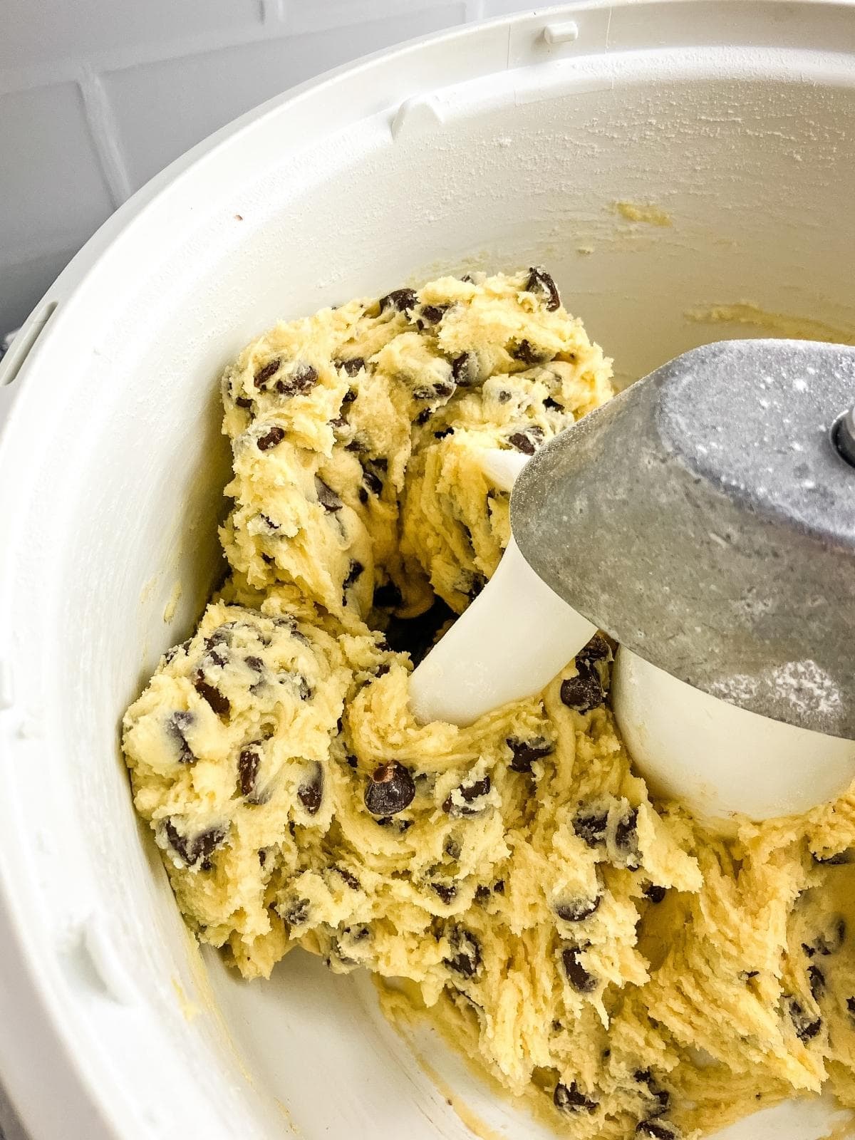 Chocolate chips mixed into the cookie dough.