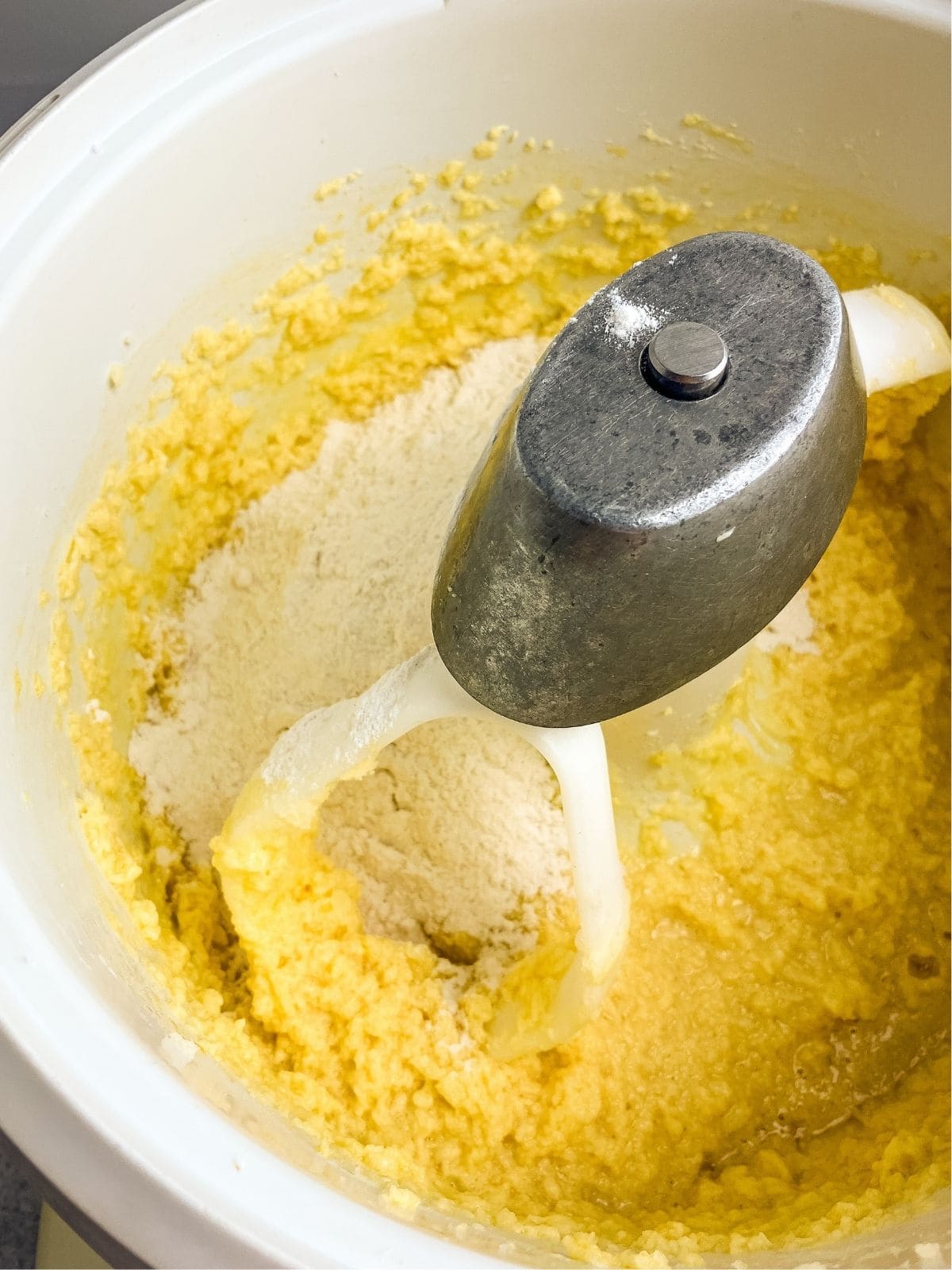 The dry ingredients were added to the mixer bowl.