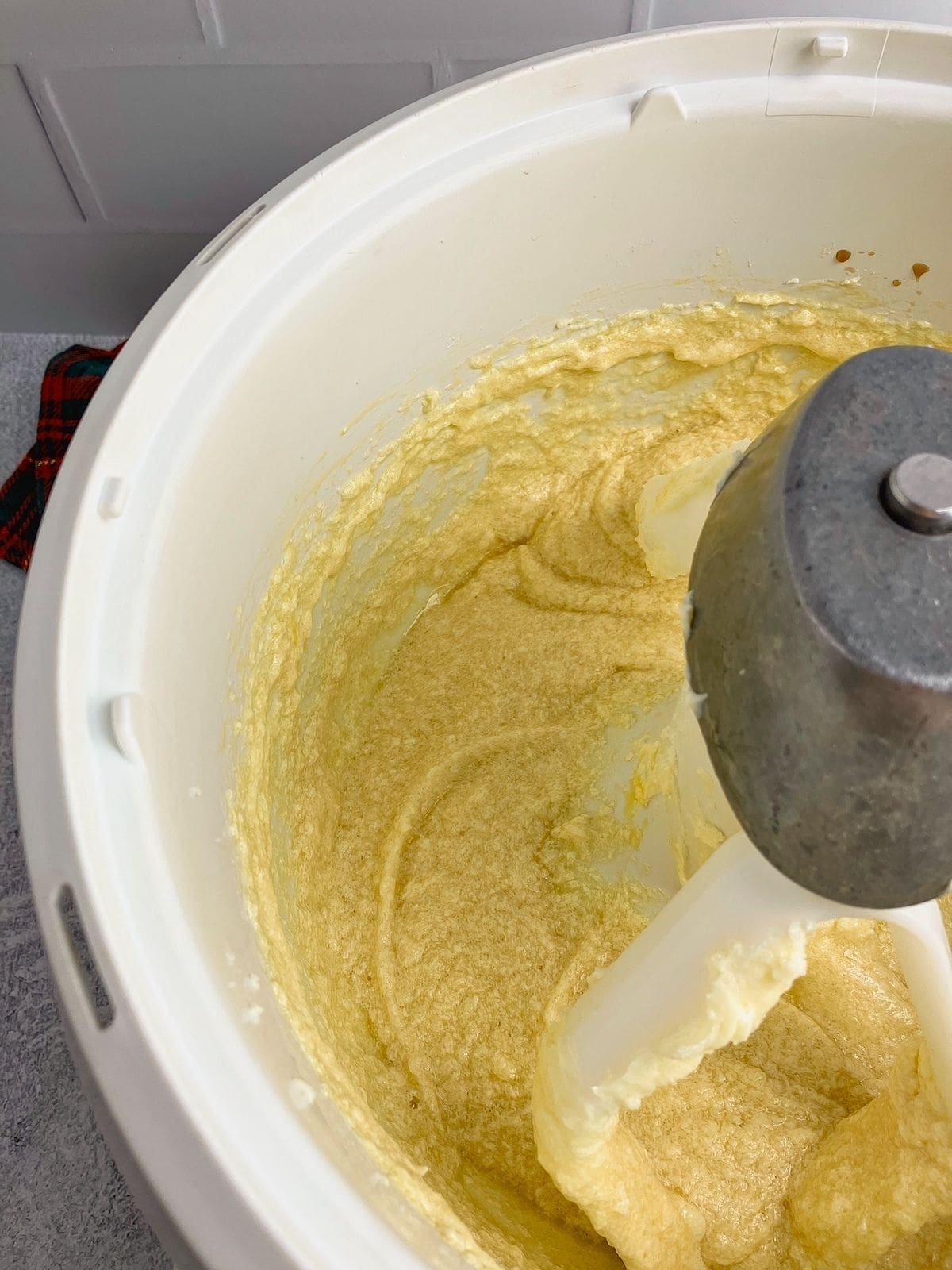 The wet ingredients were mixed together in the mixer bowl.