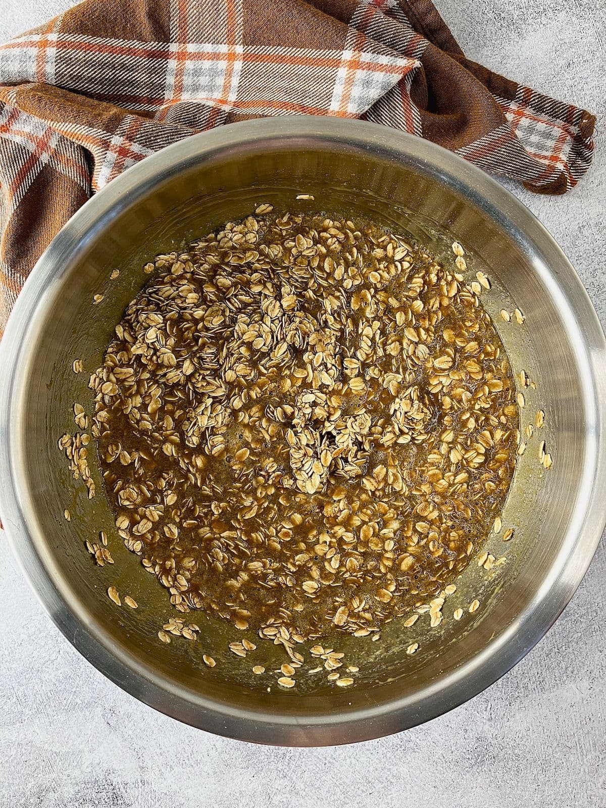 The wet and dry ingredients were mixed together.