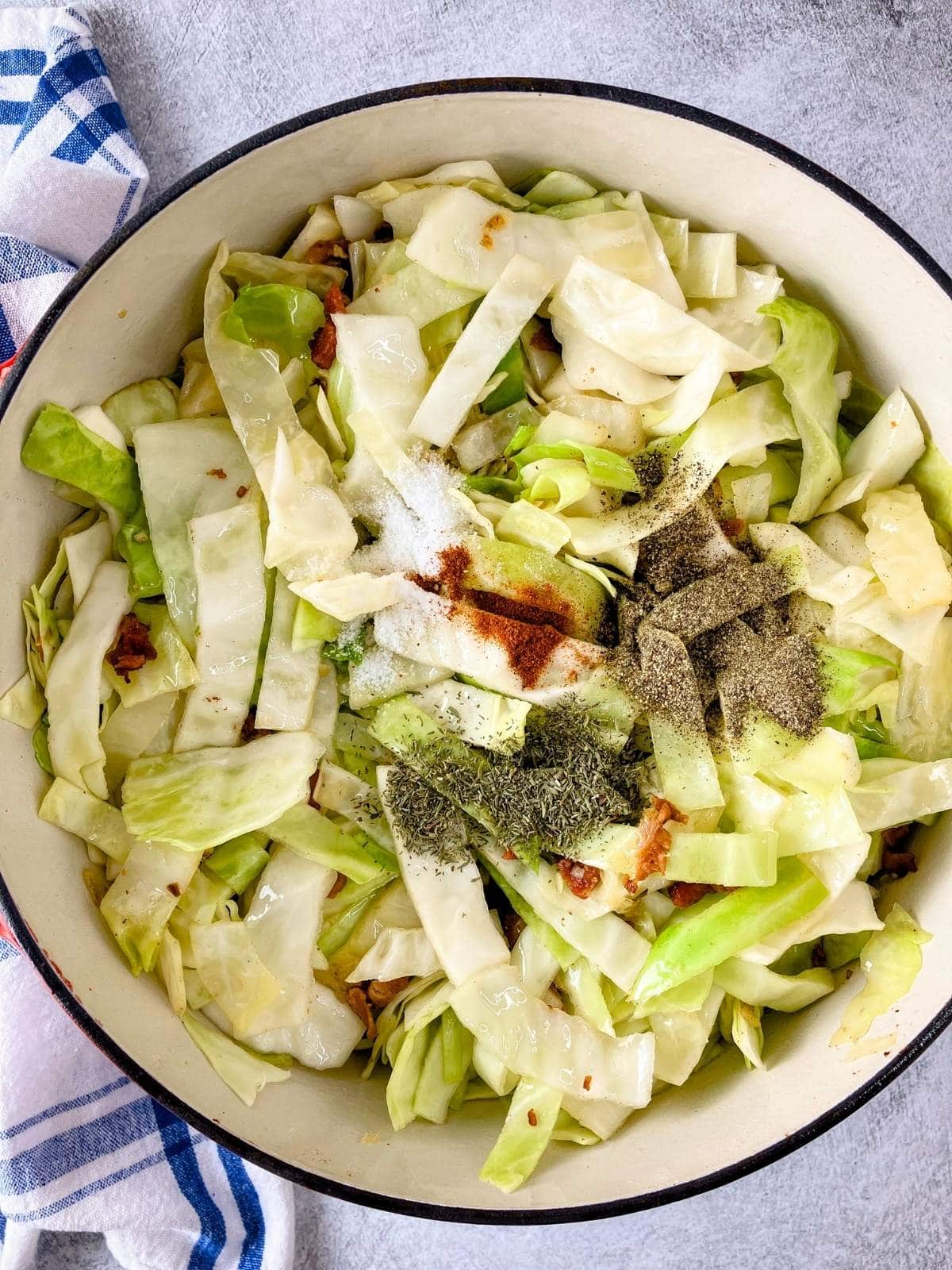 Seasonings were added to the partly cooked cabbage.